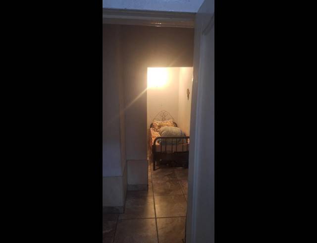 2 BEDROOM PROPERTY TO RENT IN KENSINGTON